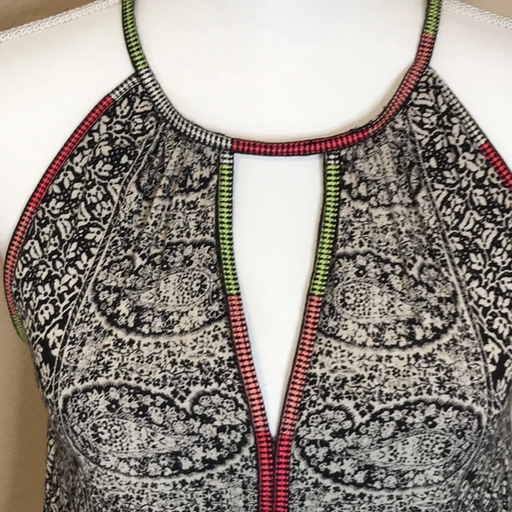 LUCKY BRAND Floral Paisley Tank - Picture 2 of 14